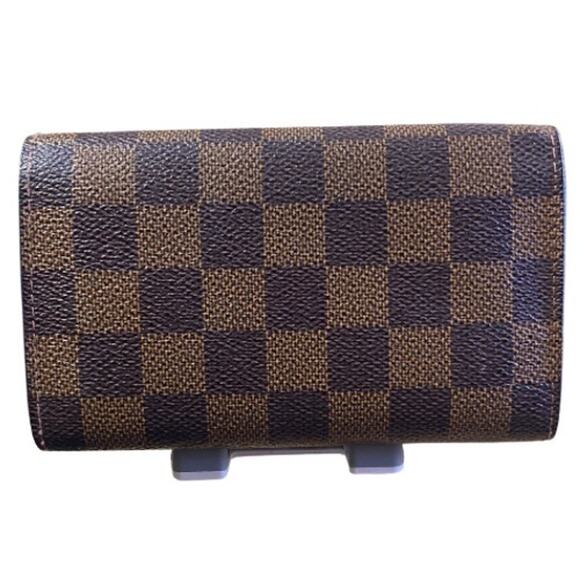 LV original wallet needs repair or repurpose please see pictures for condition - Picture 4 of 10